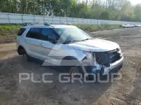 2015 Ford EXPLORER фото