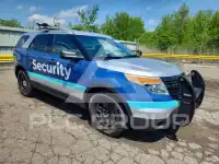2015 Ford EXPLORER фото