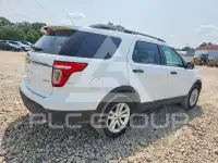 2015 Ford EXPLORER photo