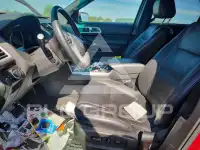 2015 Ford EXPLORER photo
