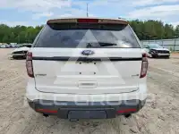 2015 Ford EXPLORER photo