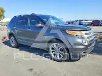2015 Ford EXPLORER photo