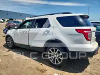 2015 Ford EXPLORER фото