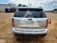 2015 Ford EXPLORER фото