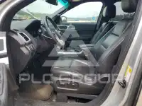 2015 Ford EXPLORER photo