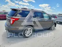 2015 Ford EXPLORER фото