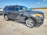 2015 Ford EXPLORER photo