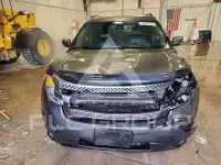 2015 Ford EXPLORER photo