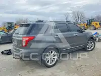 2015 Ford EXPLORER photo