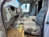 2015 Ford ECONOLINE фото