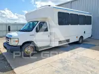 2015 Ford ECONOLINE фото