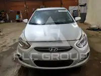 2015 Hyundai Accent photo