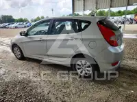 2015 Hyundai Accent photo