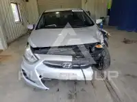 2015 Hyundai Accent фото