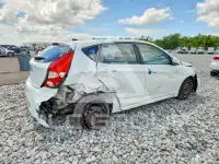 2015 Hyundai Accent фото