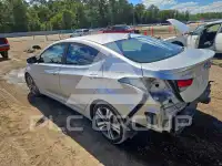 2015 Hyundai Elantra photo