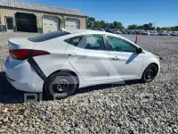 2015 Hyundai Elantra photo
