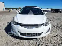 2015 Hyundai Elantra photo