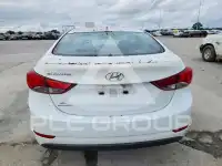 2015 Hyundai Elantra photo