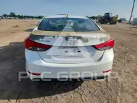 2015 Hyundai Elantra photo