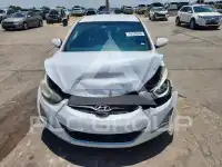 2015 Hyundai Elantra photo