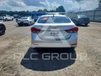 2015 Hyundai Elantra photo