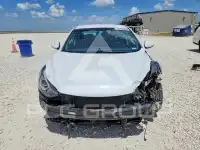 2015 Hyundai Elantra фото