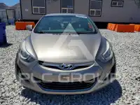 2015 Hyundai Elantra photo