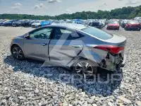 2015 Hyundai Elantra фото