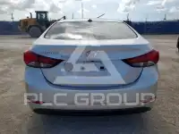 2015 Hyundai Elantra photo