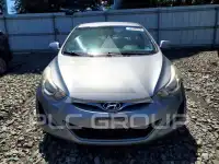 2015 Hyundai Elantra photo