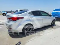 2015 Hyundai Elantra photo