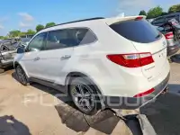 2015 Hyundai Santa Fe photo