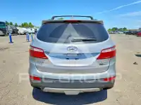 2015 Hyundai Santa Fe photo