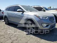2015 Hyundai Santa Fe photo