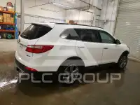 2015 Hyundai Santa Fe photo