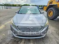 2015 Hyundai Sonata photo