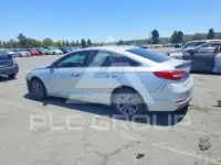 2015 Hyundai Sonata photo