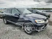 2015 Volkswagen Touareg фото