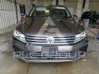 2015 Volkswagen Touareg фото