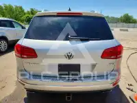 2015 Volkswagen Touareg фото