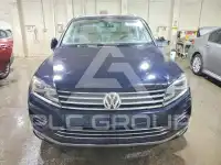2015 Volkswagen Touareg фото