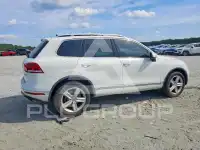 2015 Volkswagen Touareg фото