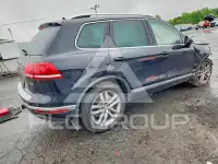 2015 Volkswagen Touareg фото