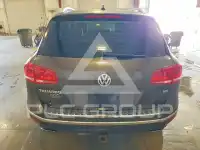 2015 Volkswagen Touareg фото