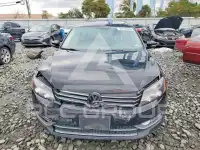2015 Volkswagen Passat photo