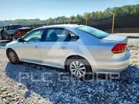 2015 Volkswagen Passat photo