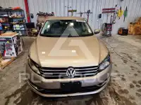 2015 Volkswagen Passat photo