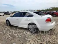 2015 Volkswagen Passat photo