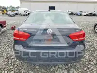 2015 Volkswagen Passat photo